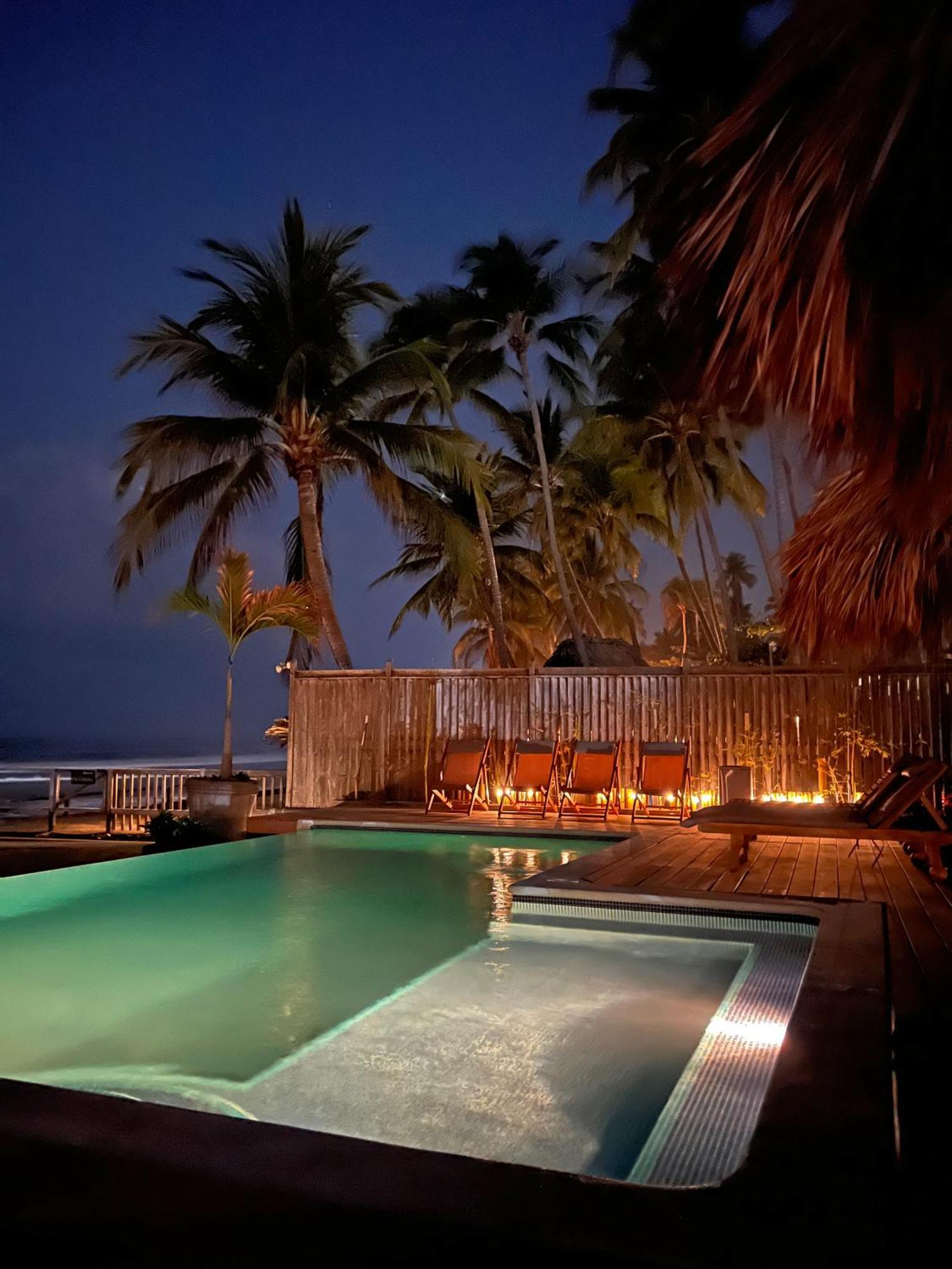 Almare Zonte - Beachfront Glamping Hotel Ел Зонте Екстериор снимка