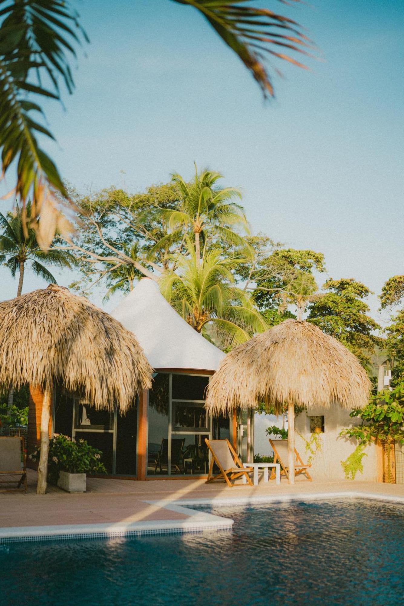 Almare Zonte - Beachfront Glamping Hotel Ел Зонте Екстериор снимка